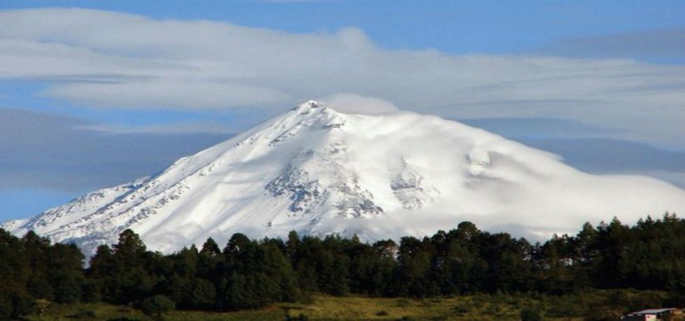 Rescatan a cuatro alpinistas en el Pico de Orizaba