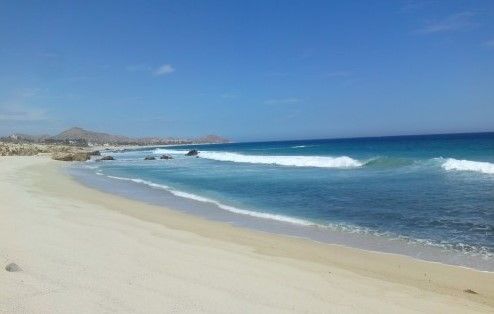 Encuentran cuerpo de canadiense en playa de Los Cabos