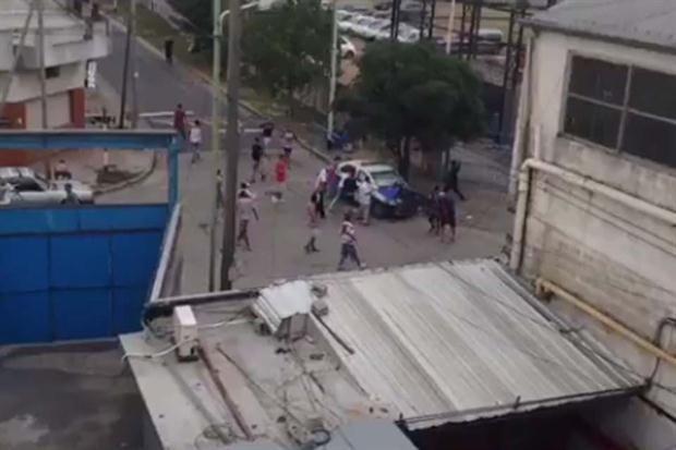 Policía herido en incidentes de la liga argentina