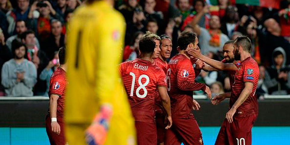 Portugal gana y es líder de su grupo