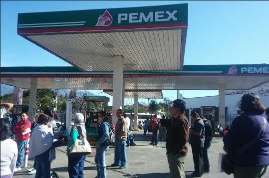 Sección 22 del SNTE bloqueará gasolineras de Oaxaca
