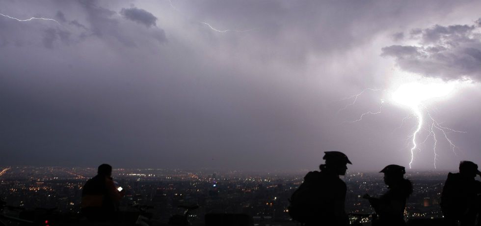 Rayo lesiona a 31 militares de Brasil