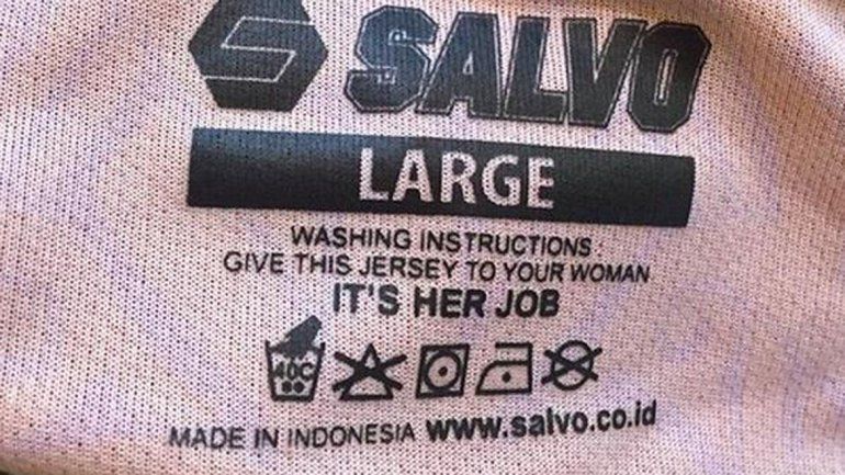 Empresa de ropa crea etiqueta de lavado sexista