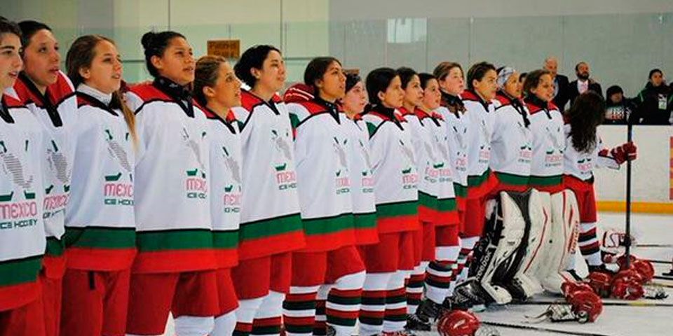 Selección femenil de hockey gana medalla de plata