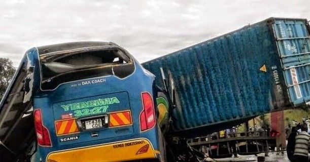Mueren 41 personas en accidente en Tanzania