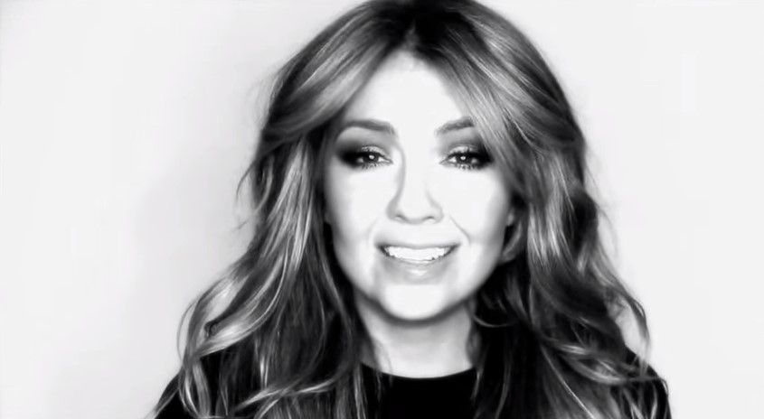 Thalía canta Imagine a favor de los niños Thalía canta Imagine a favor de los niños