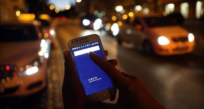Conductores de Uber tendrán licencia de taxi en Alemania Conductores de Uber tendrán licencia de taxi en Alemania