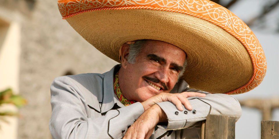 Sale del hospital Vicente Fernández Sale del hospital Vicente Fernández