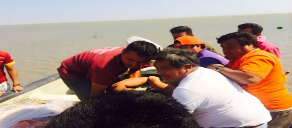 Volcadura de lancha deja dos personas muertas