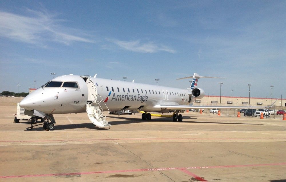 Avión aterriza de emergencia en Ohio Avión aterriza de emergencia en Ohio