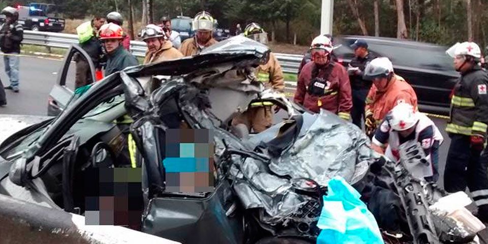 Accidente en la México-Toluca deja tres muertos