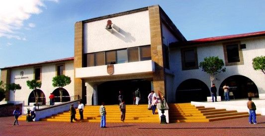 Funcionarios aumentan 181% su sueldo en Atizapán de Zaragoza