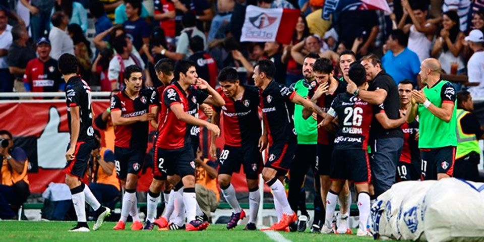 Atlas gana con gol de último minuto