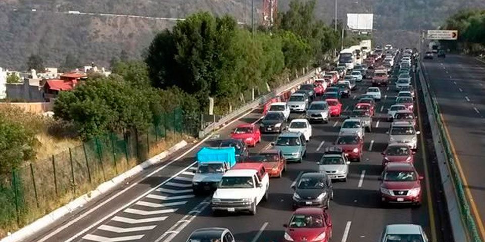Flujo intenso en la México-Cuernavaca