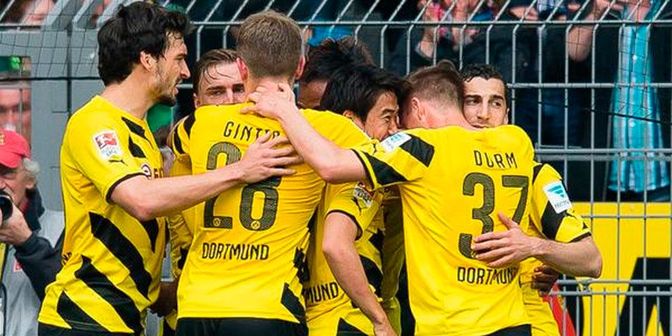 Borussia Dortmund se acerca a puestos europeos