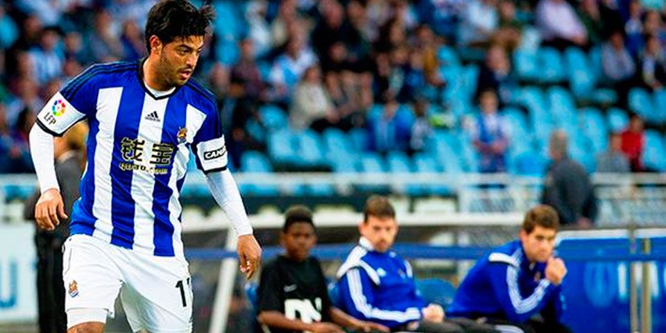 Reaparece Vela en empate de la Real