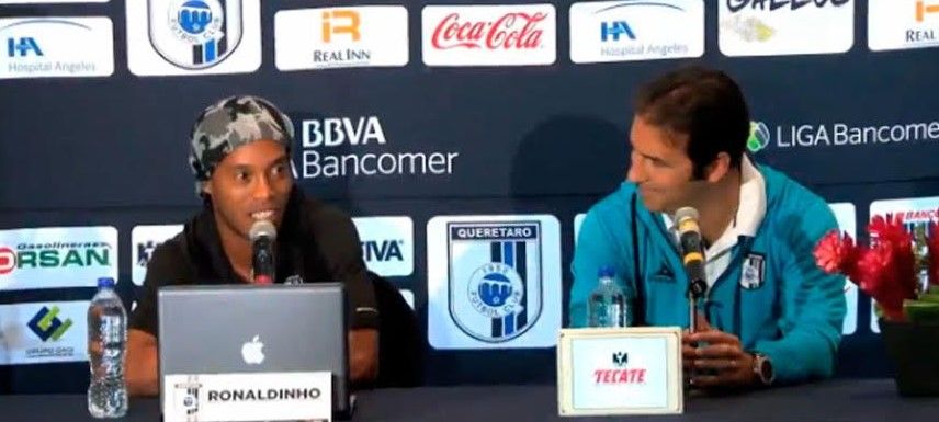 No me retiro al final de temporada: Ronaldinho