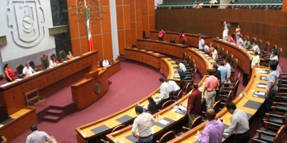 Congreso de Guerrero sesiona para elegir gobernador