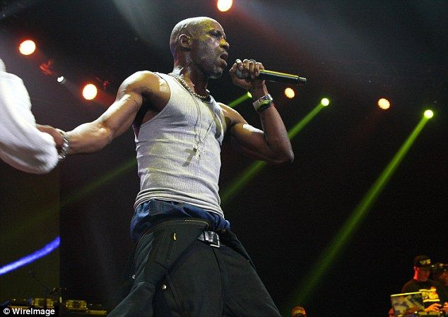 Hombre acusa de robo con arma a rapero DMX Hombre acusa de robo con arma a rapero DMX