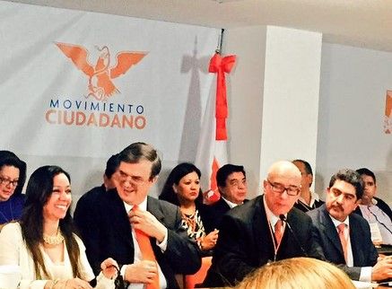 Retiran candidatura a Ebrard