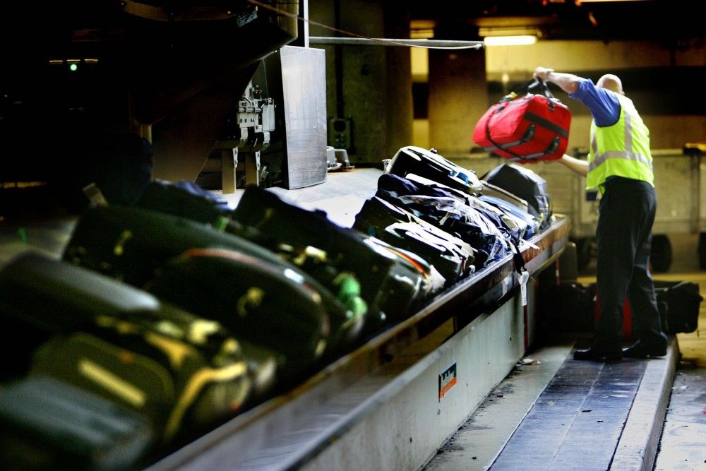 Arrestan a 31 trabajadores del aeropuerto de Miami Arrestan a 31 trabajadores del aeropuerto de Miami