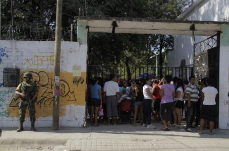 Ejército inicia vigilancia en escuelas de Acapulco