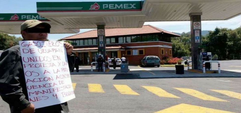 Cierran por tiempo indefinido las gasolineras de Uruapan