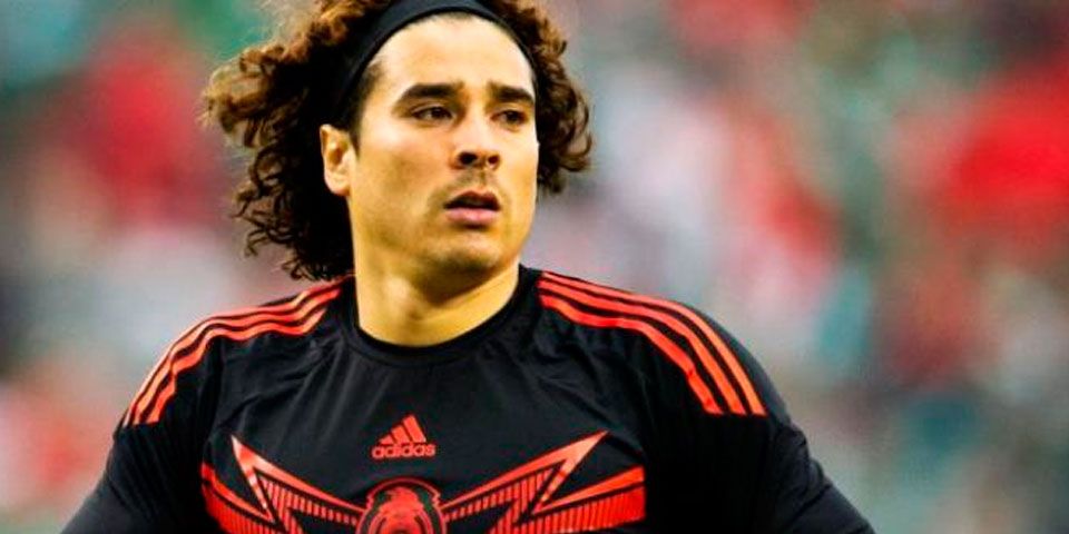 Nace segundo hijo de Memo Ochoa