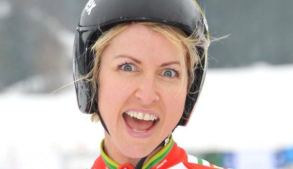 Ex esposa de McCartney rompe récord esquiando Ex esposa de McCartney rompe récord esquiando