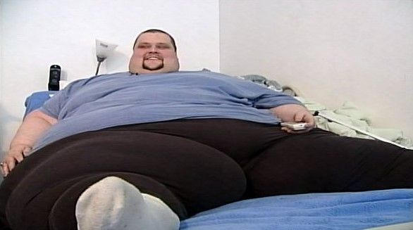 Trasladan a hombre de 454 kilos en grúa Trasladan a hombre de 454 kilos en grúa