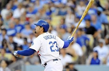 González pega jonrón en el Opening Day