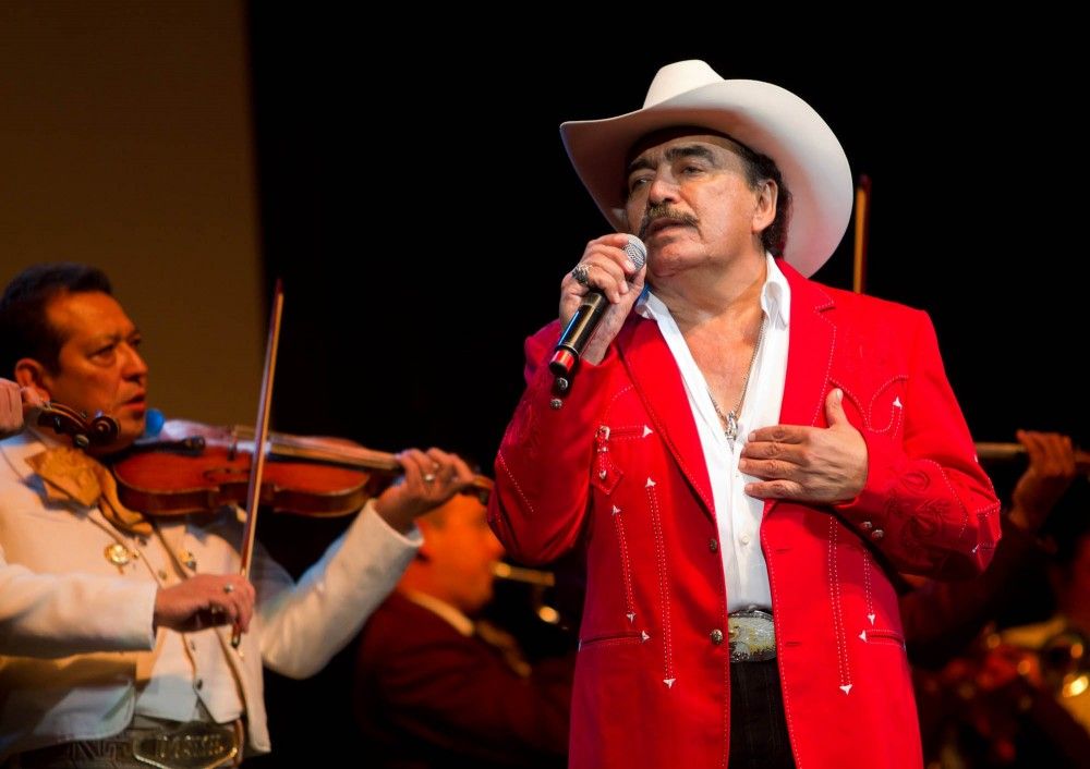 Desmienten muerte de Joan Sebastian Desmienten muerte de Joan Sebastian