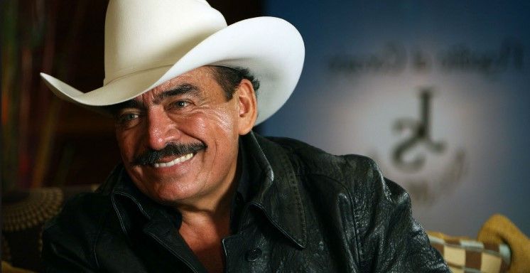 Joan Sebastian celebra su cumpleaños desde el hospital Joan Sebastian celebra su cumpleaños desde el hospital