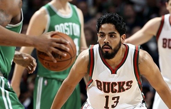 Jorge Gutiérrez firma con los Bucks Jorge Gutiérrez firma con los Bucks