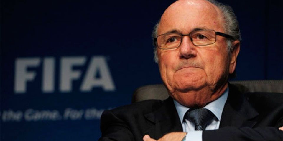 Advierten que patrocinadores dejarían FIFA si Blatter se mantiene