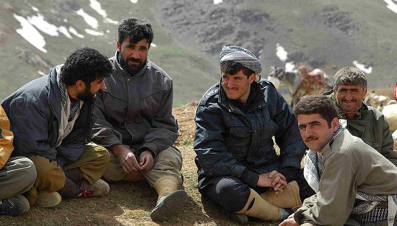 Extremistas secuestraron a 300 kurdos en Siria Extremistas secuestraron a 300 kurdos en Siria