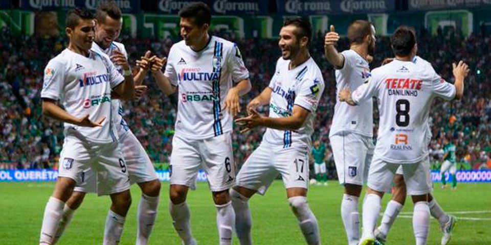 Querétaro vence a León en partido lleno de goles