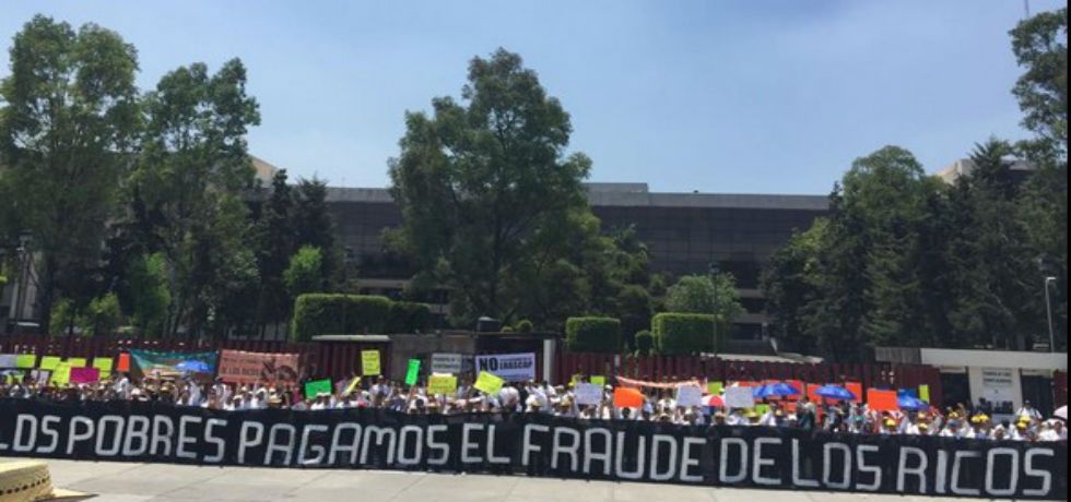 Manifestación contra la Ley Ficrea