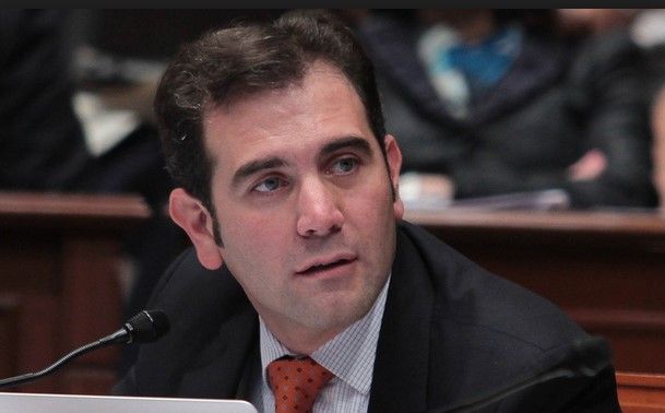 El Tri jugará de blanco el día de las elecciones