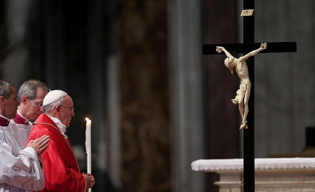 El papa recuerda a cristianos asesinados