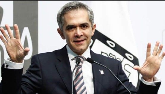 Reforma política, hecho histórico para la Ciudad de México: Mancera