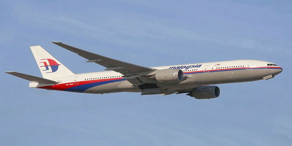 Encuentran más restos del avión de Malaysia Airlines