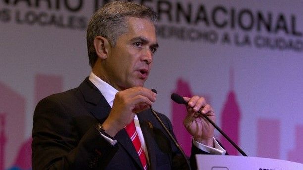 “Yo soy el jefe de Gobierno”, responde Mancera a Ebrard