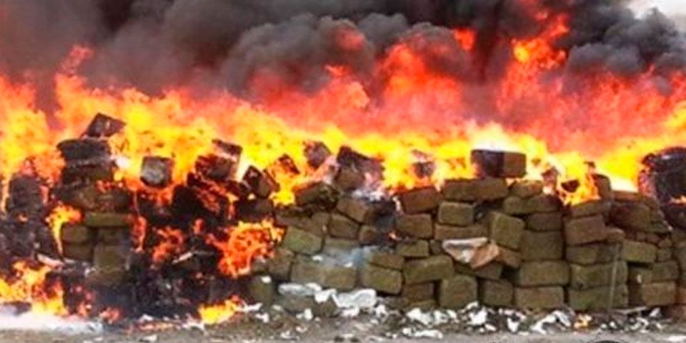 PGR incinera 25 toneladas de droga en Tamaulipas
