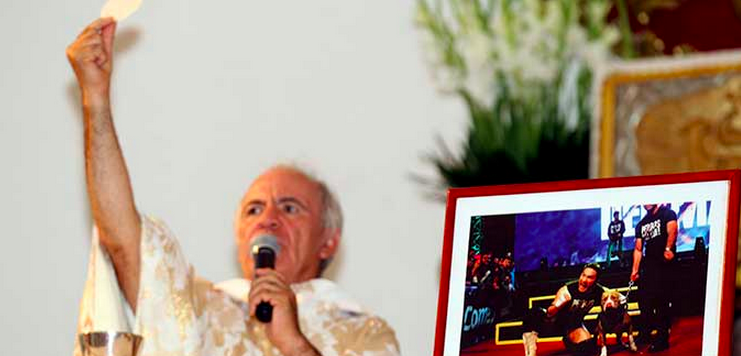 Recuerdan en misa al Hijo del Perro Aguayo Recuerdan en misa al Hijo del Perro Aguayo