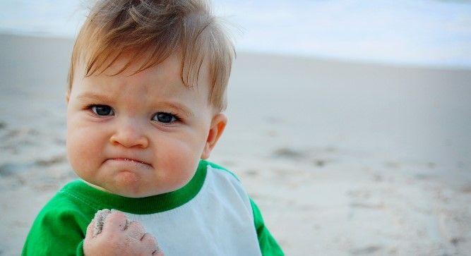 Niño-meme pide ayuda para su padre