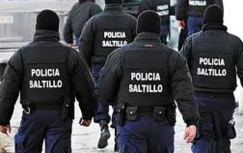 Policía ebrio intenta violar a mujer