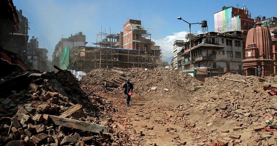 Impactantes imágenes muestran la destrucción en Katmandú