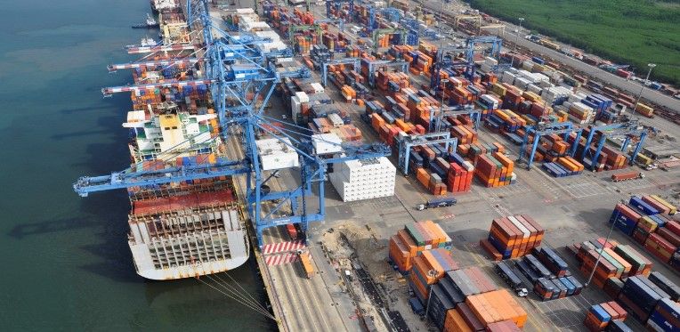 IP invertiría hasta 100 mmdp en puertos