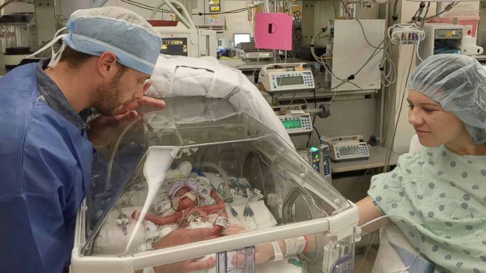 Mujer da luz a quintillizas Mujer da luz a quintillizas
